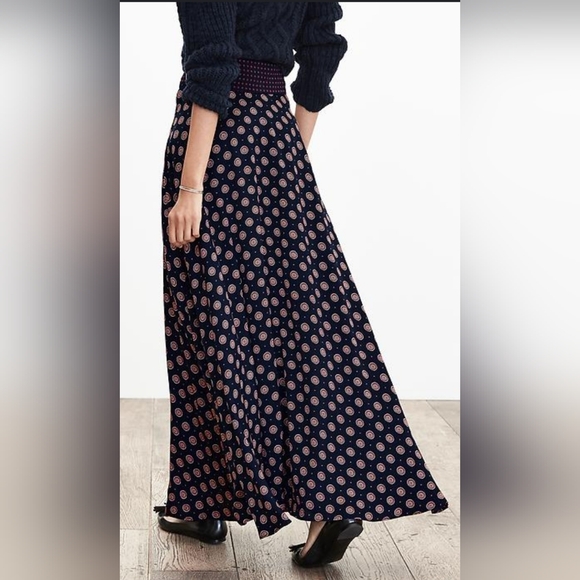 Banana Republic Foulard Maxi Skirt-Size 0-Navy/Orange Circle Print‎ - Picture 4 of 8
